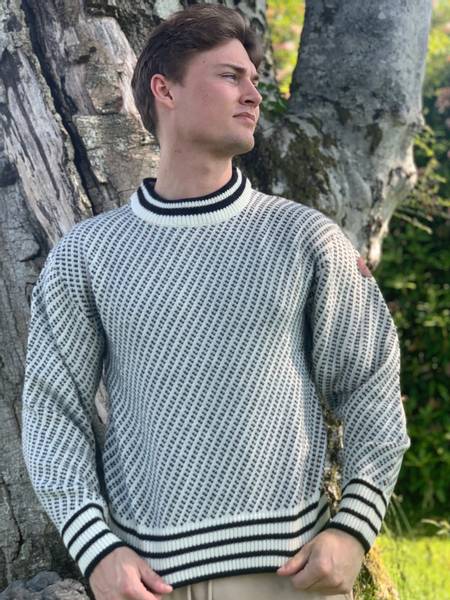 Hovedbilde Islender ullgenser white / black - Unisex