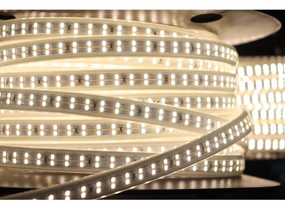 Osean Arbeidslys LED strip - 15m 19000 Lumen - 220v 180w - 12w/m
